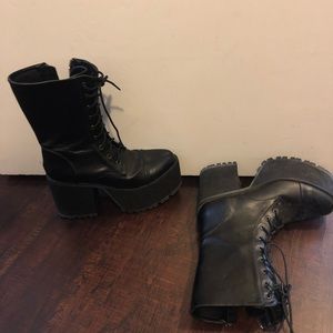 YRU gothic platform boots